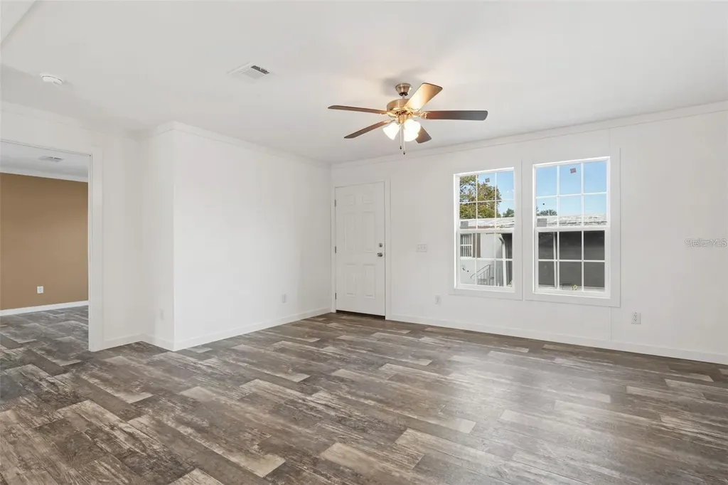5234 Yellow Pine Street N St Petersburg FL 33709