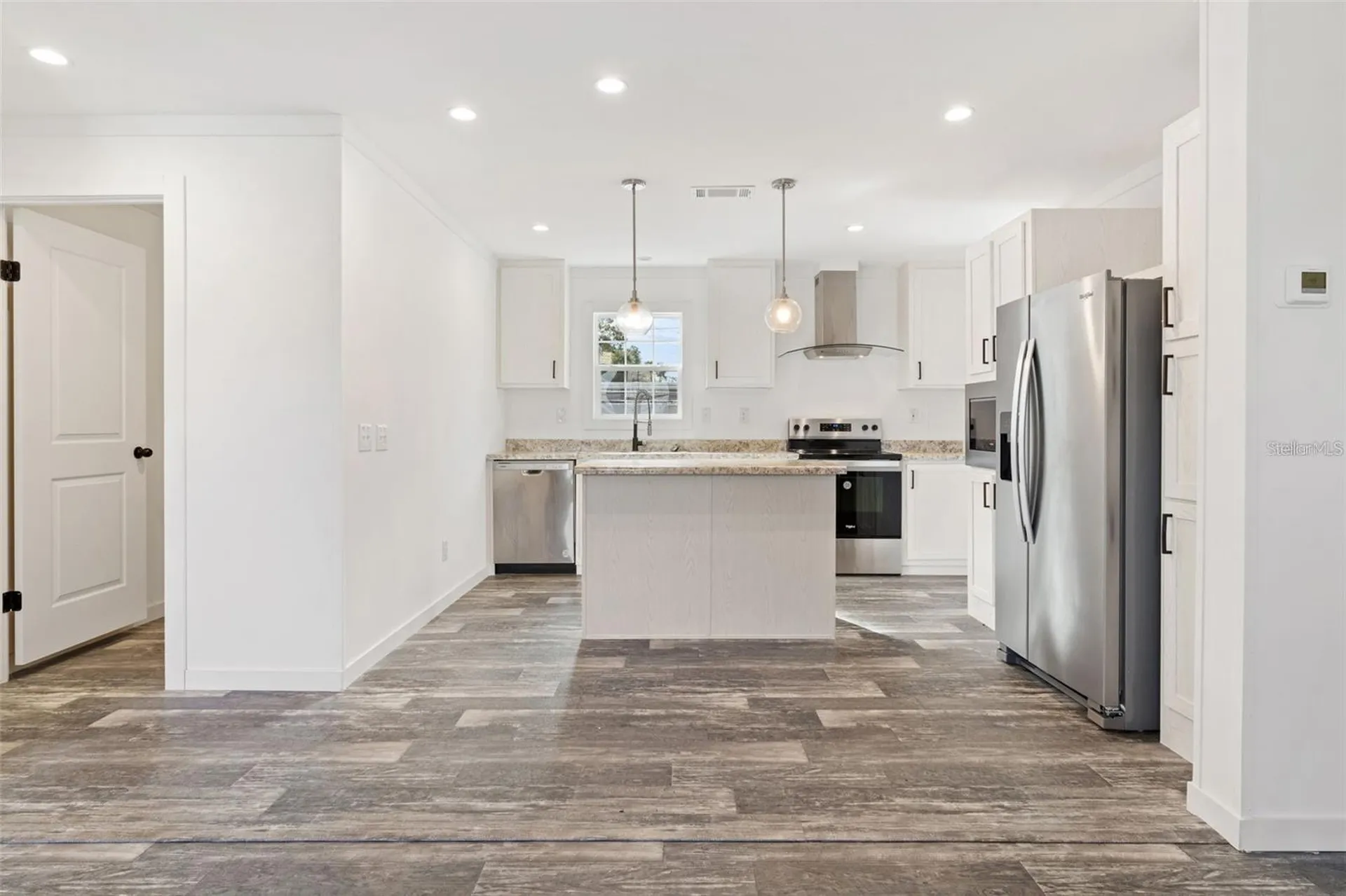 5234 Yellow Pine Street N St Petersburg FL 33709