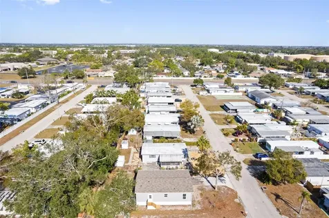 5234 Yellow Pine Street N St Petersburg FL 33709
