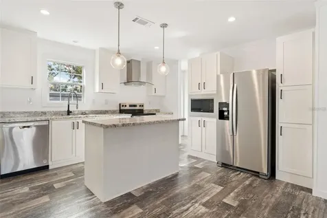 5234 Yellow Pine Street N St Petersburg FL 33709