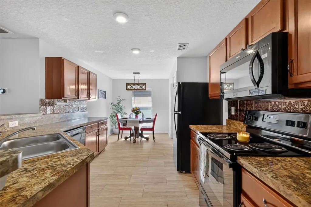 2322 Bexley Drive Tavares FL 32778