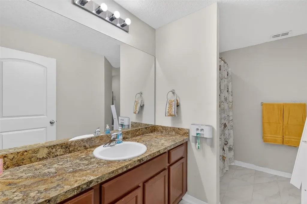 2322 Bexley Drive Tavares FL 32778