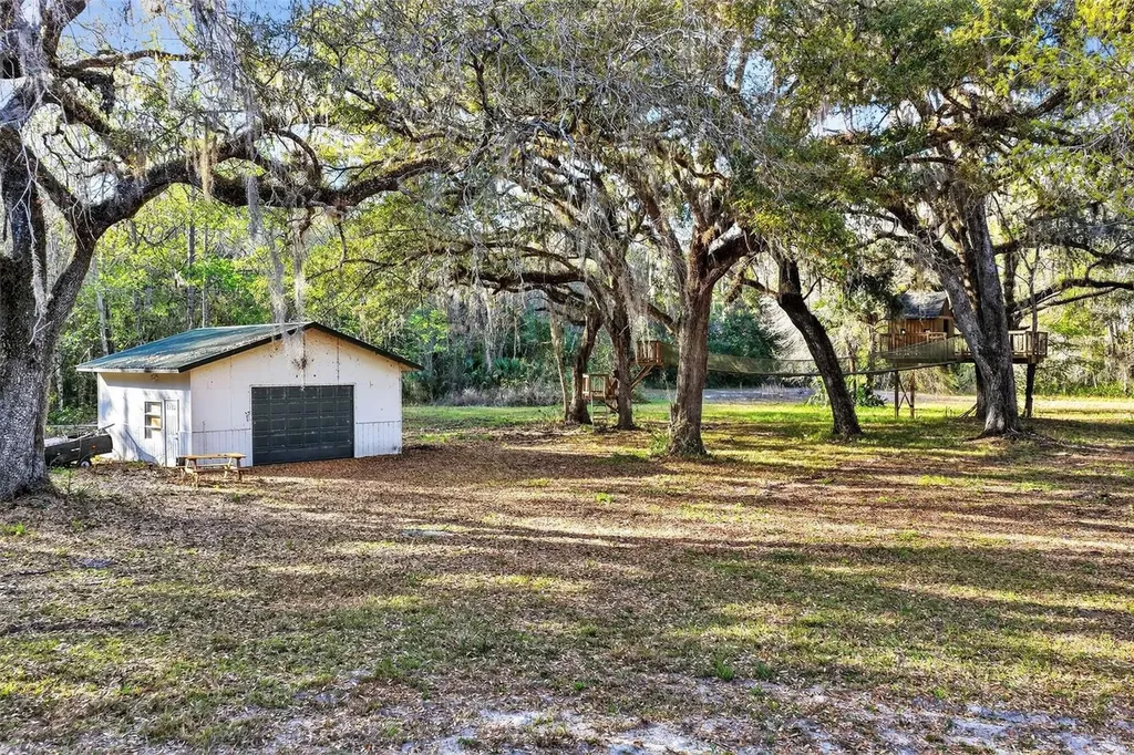 1721 County Road 25a Leesburg FL 34748