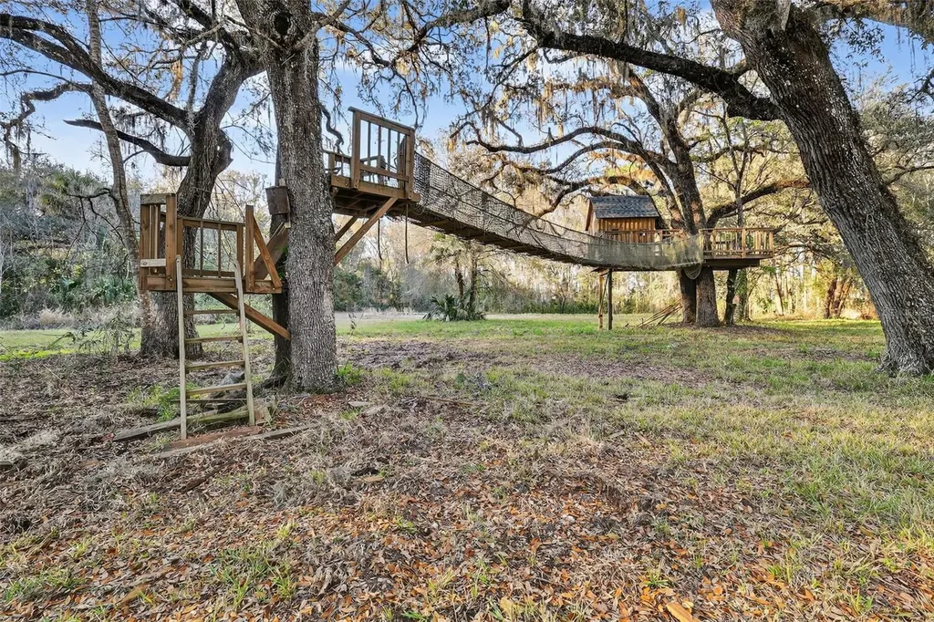 1721 County Road 25a Leesburg FL 34748