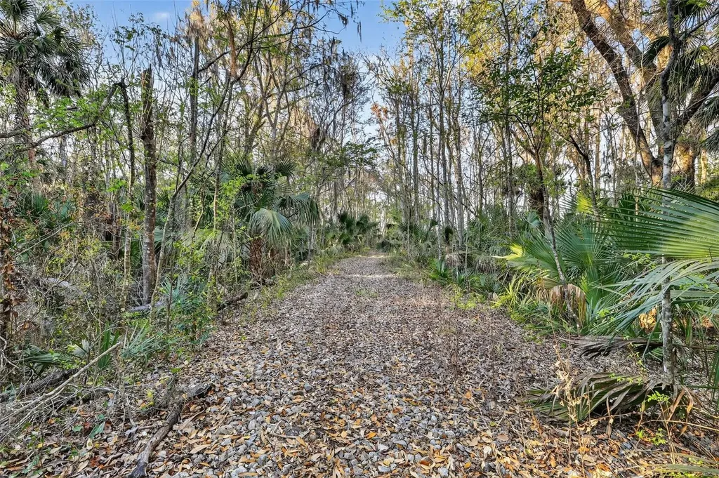 1721 County Road 25a Leesburg FL 34748