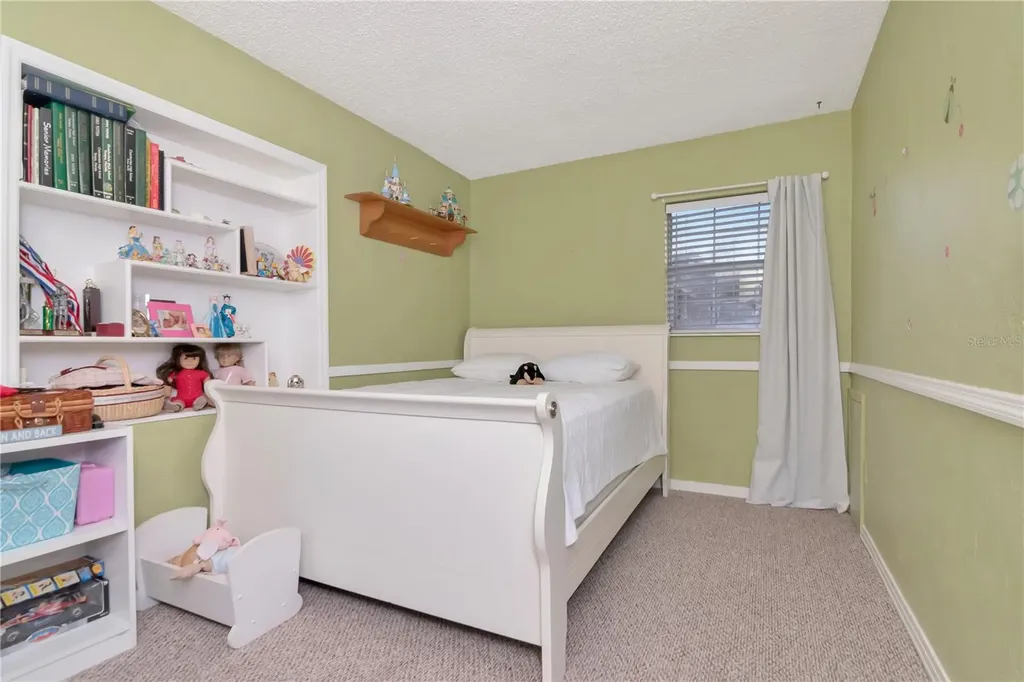 10212 Newport Circle Tampa FL 33612