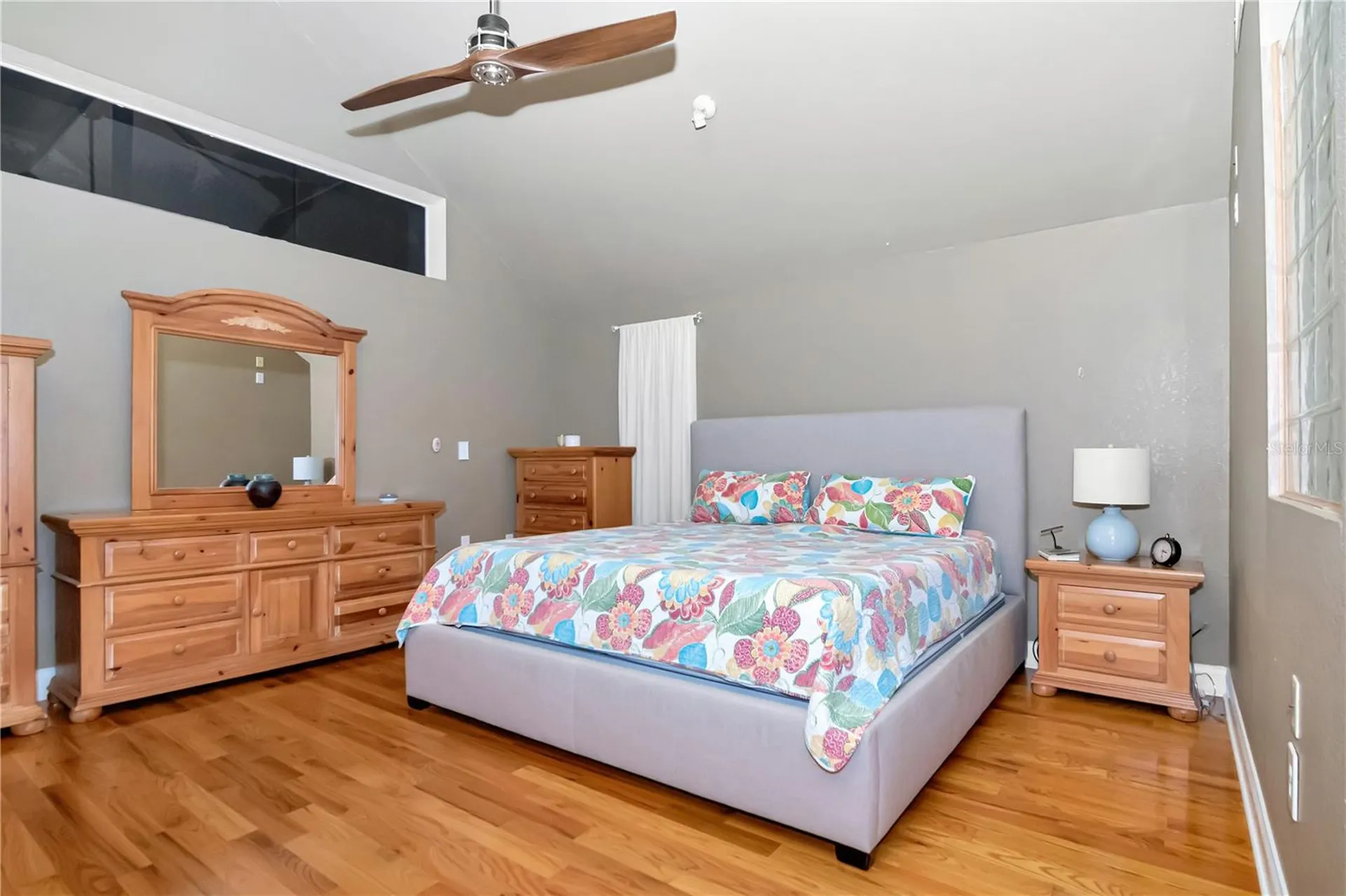 10212 Newport Circle Tampa FL 33612