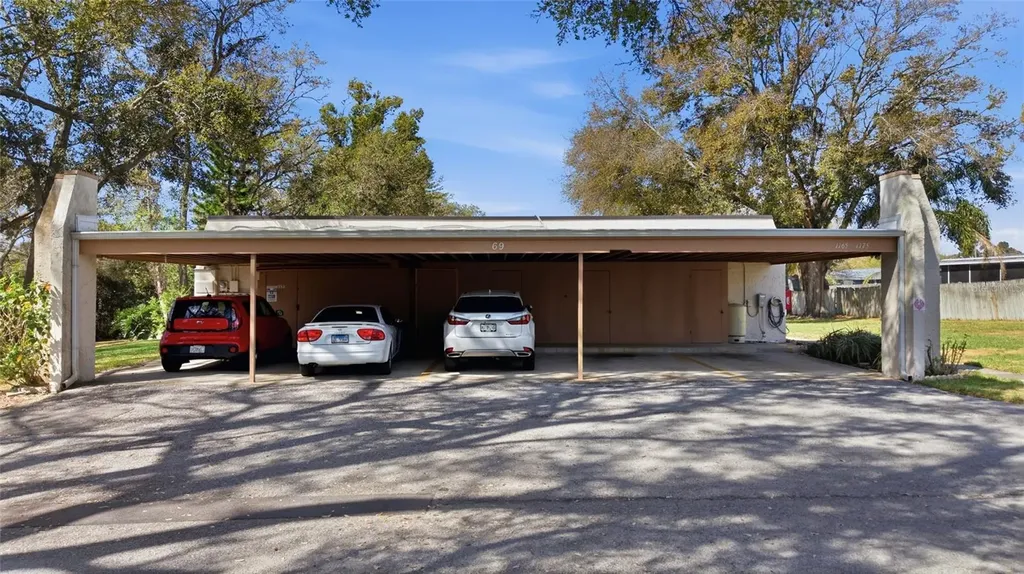 1165 Mission Circle Clearwater FL 33759