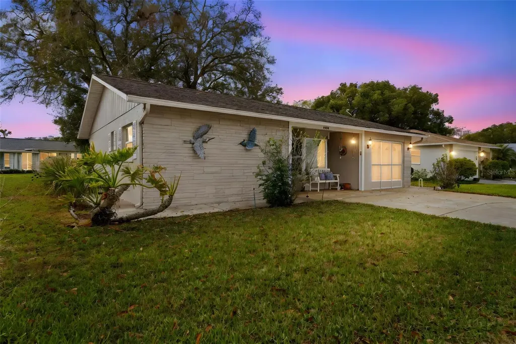 8030 Gleneagle Drive Port Richey FL 34668
