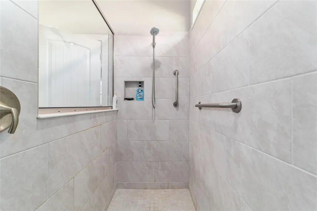 9435 SW 52nd Loop Ocala FL 34481