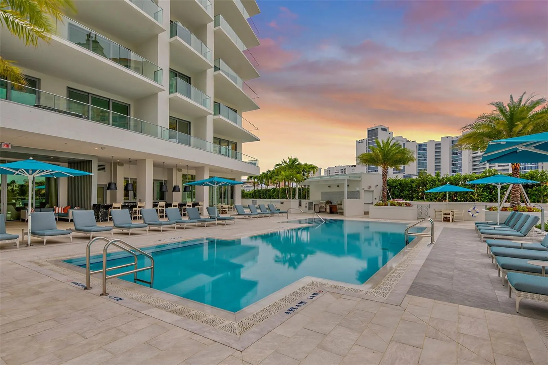 401 Quay Commons Sarasota FL 34236