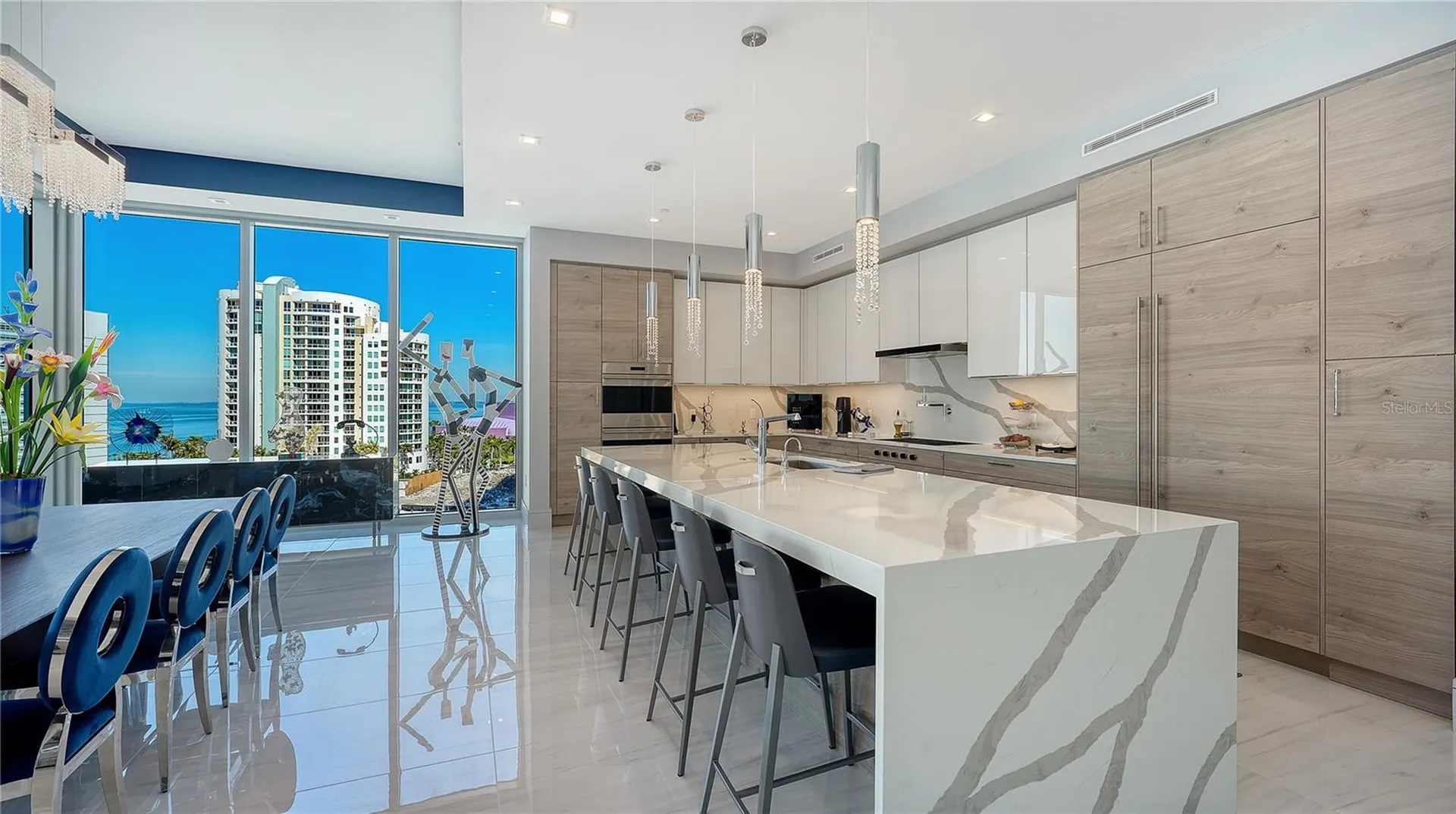 401 Quay Commons Sarasota FL 34236