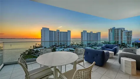 401 Quay Commons Sarasota FL 34236