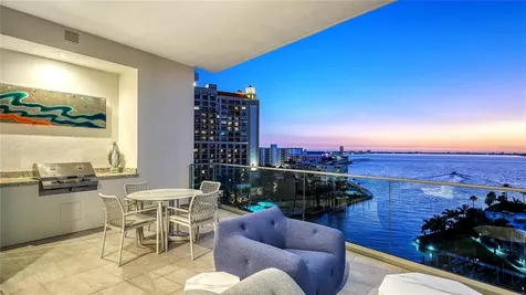 401 Quay Commons Sarasota FL 34236