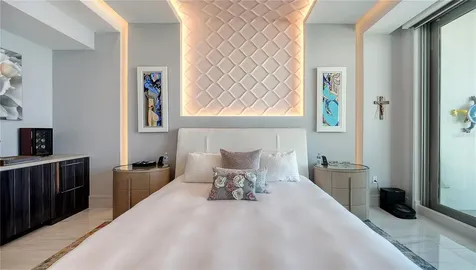 401 Quay Commons Sarasota FL 34236