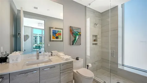 401 Quay Commons Sarasota FL 34236