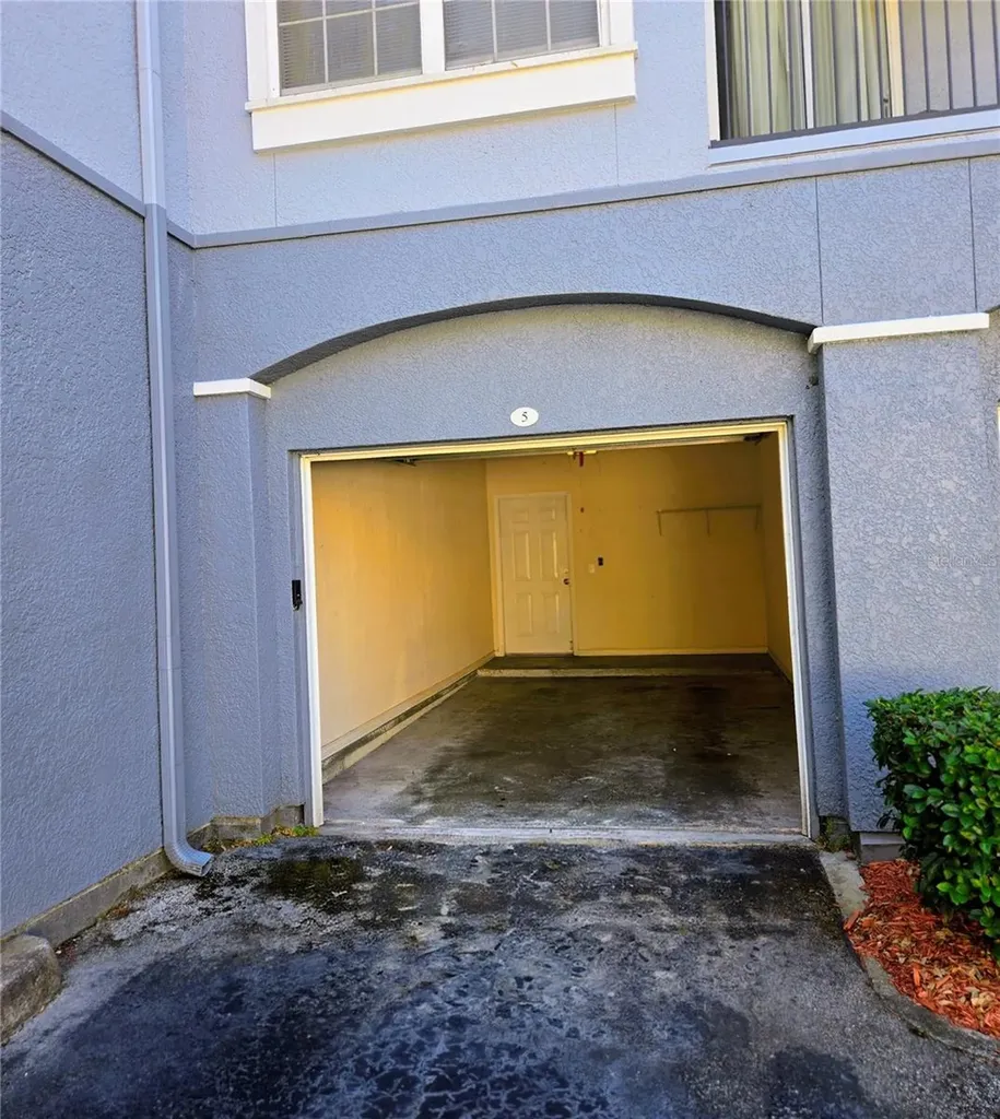 3561 Conroy Road Orlando FL 32839