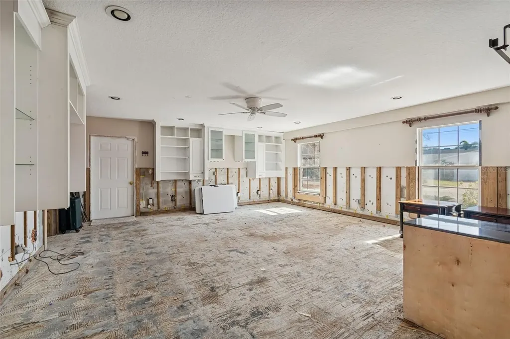 19 Sandpiper Road Tampa FL 33609