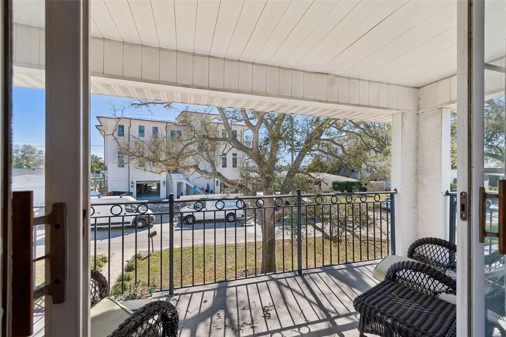 19 Sandpiper Road Tampa FL 33609