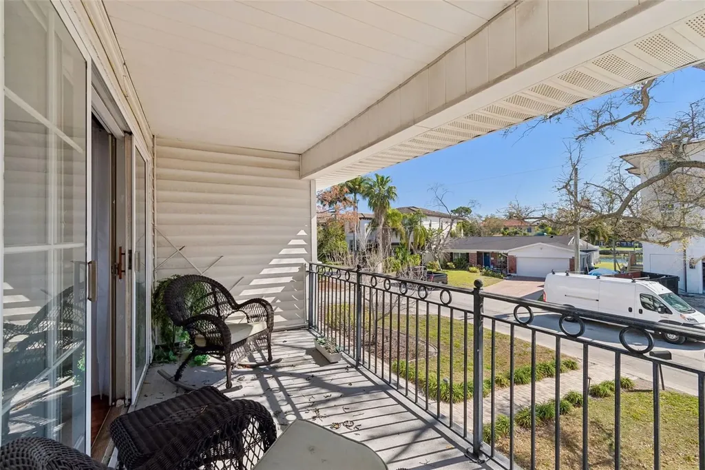 19 Sandpiper Road Tampa FL 33609