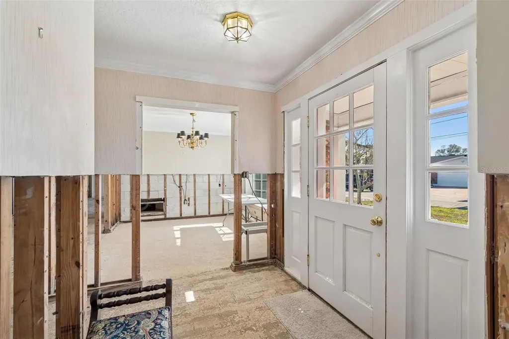 19 Sandpiper Road Tampa FL 33609