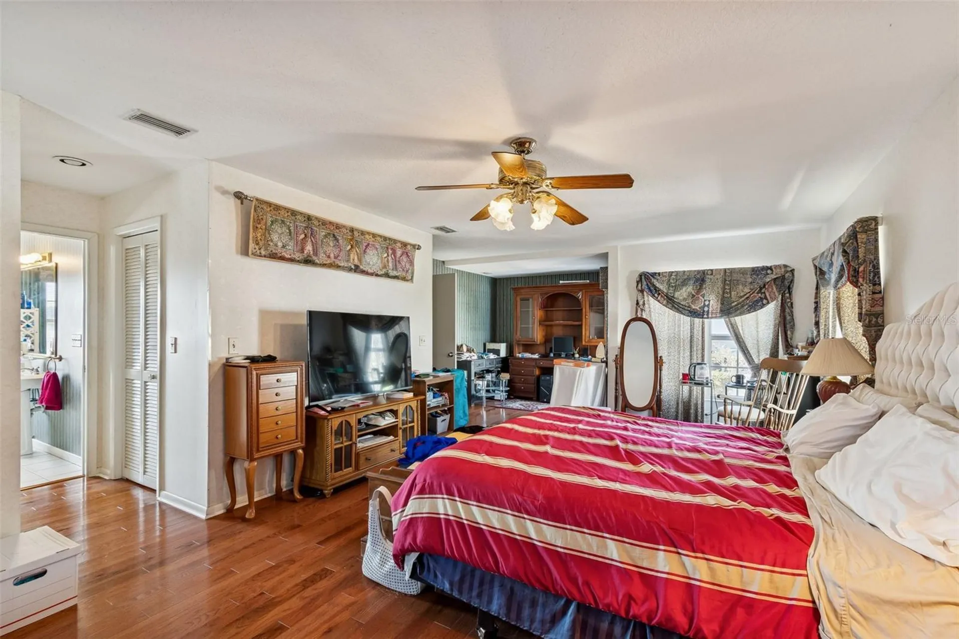 19 Sandpiper Road Tampa FL 33609