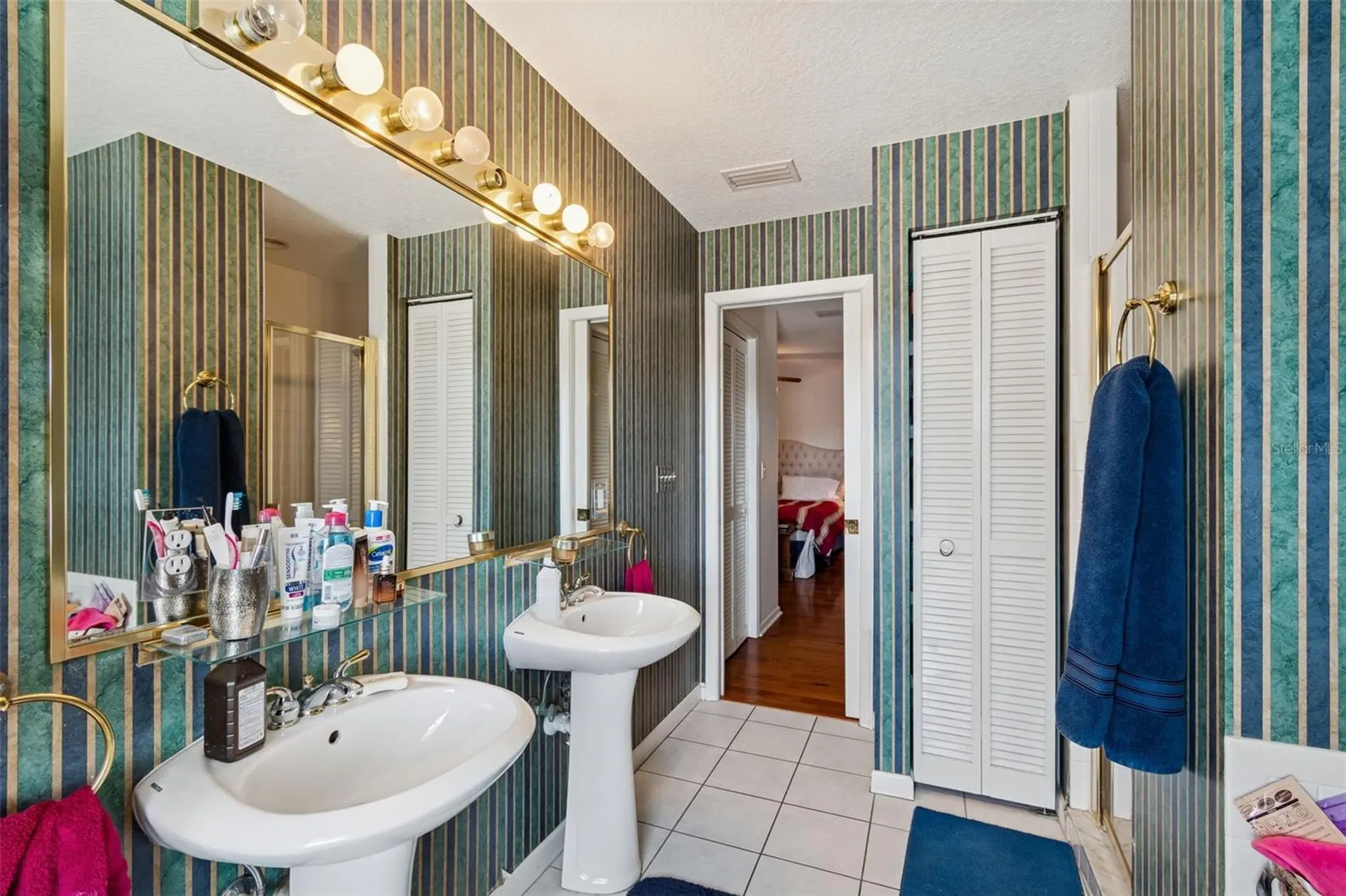 19 Sandpiper Road Tampa FL 33609