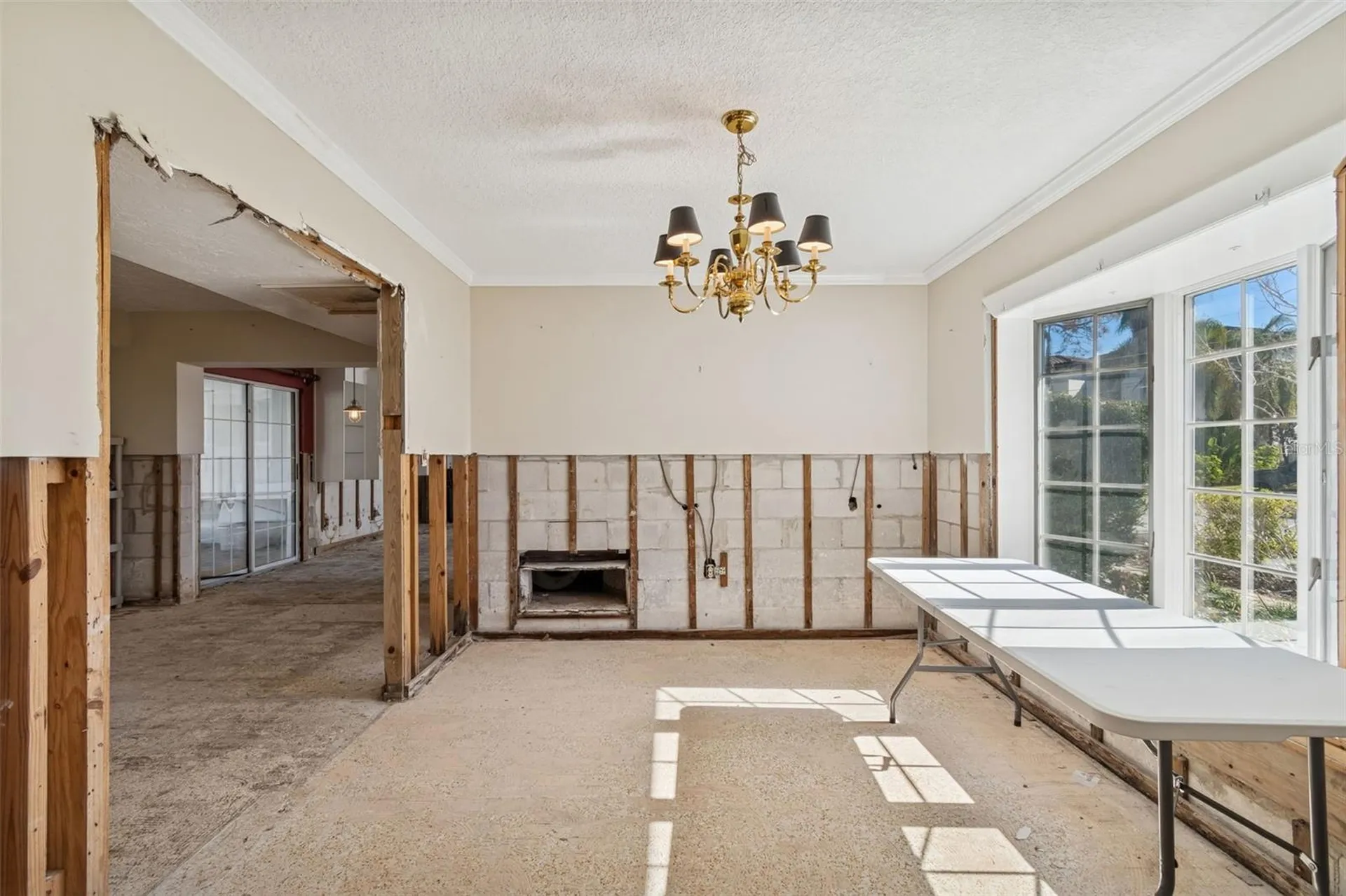 19 Sandpiper Road Tampa FL 33609