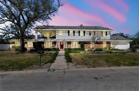 19 Sandpiper Road Tampa FL 33609