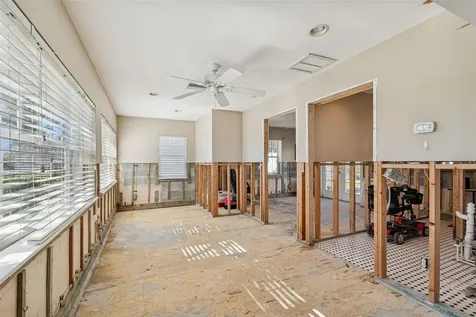 19 Sandpiper Road Tampa FL 33609