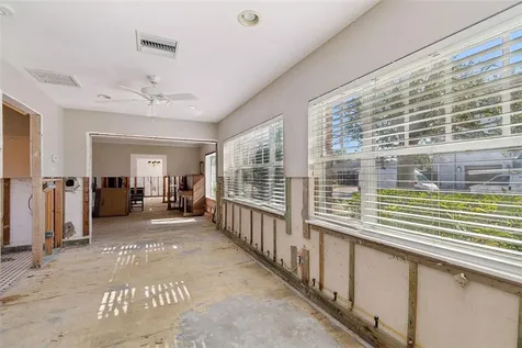 19 Sandpiper Road Tampa FL 33609