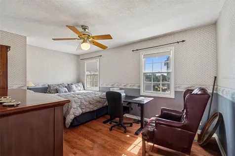 19 Sandpiper Road Tampa FL 33609