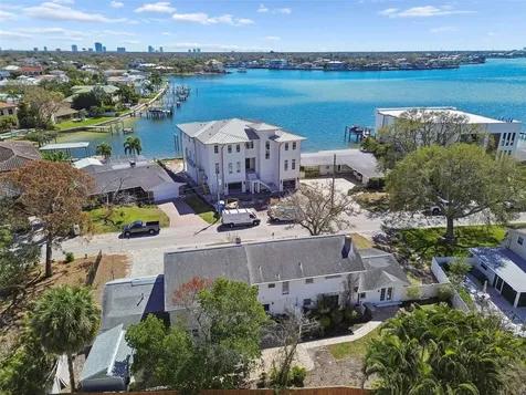 19 Sandpiper Road Tampa FL 33609