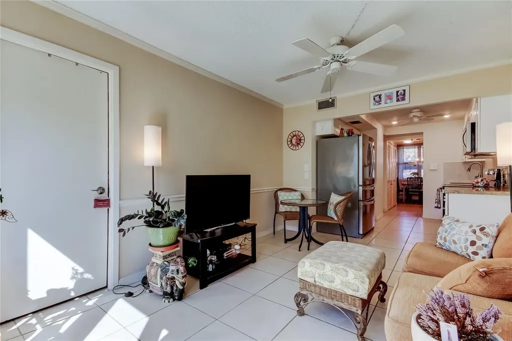 5095 Bay Street NE St Petersburg FL 33703