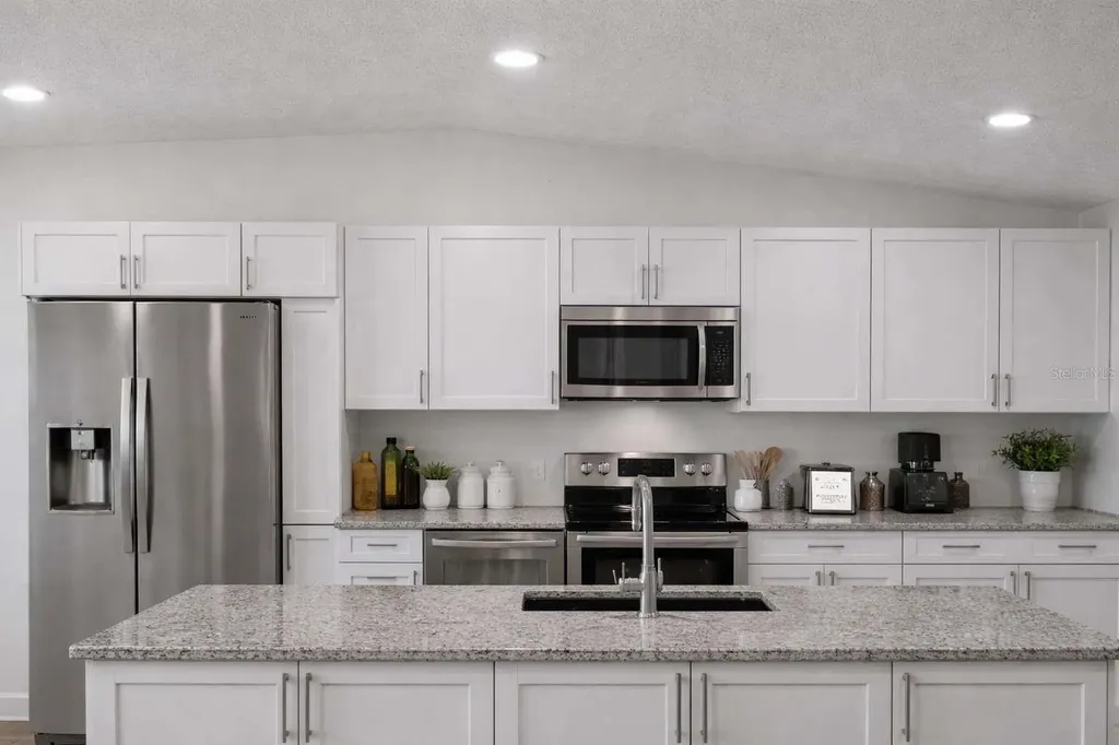 28 Woodston Lane Palm Coast FL 32164