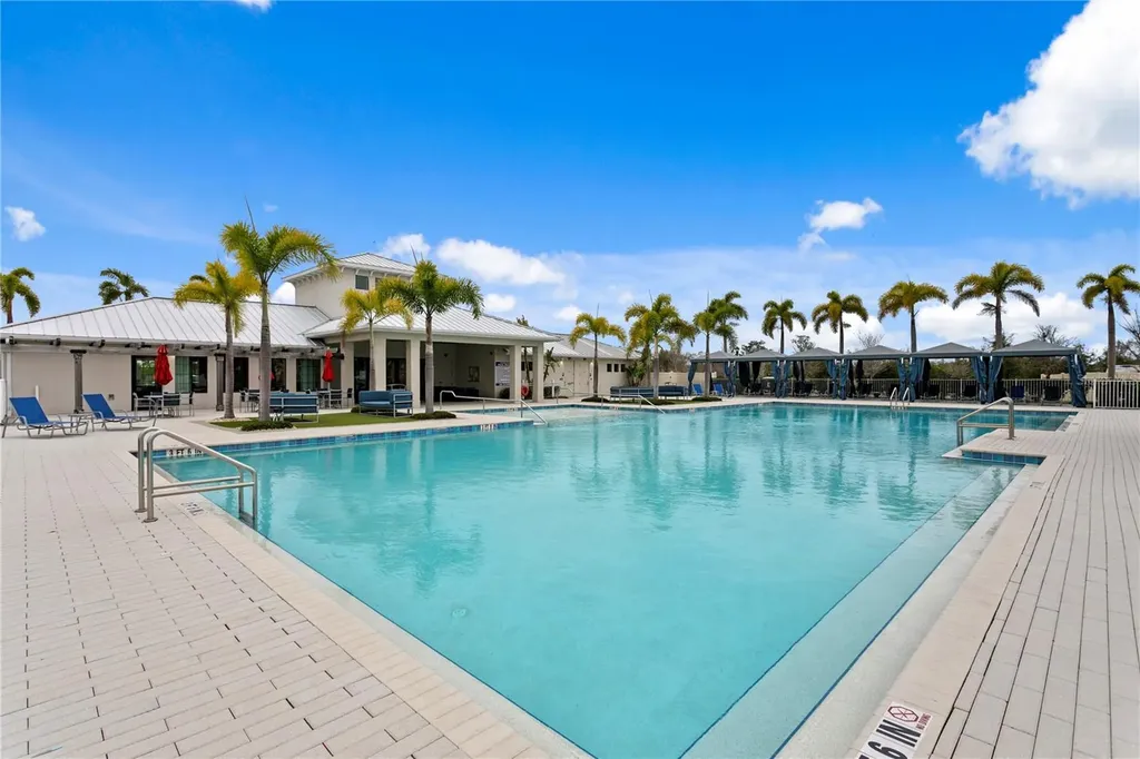 7109 Paradise Island Court Sun City Center FL 33573