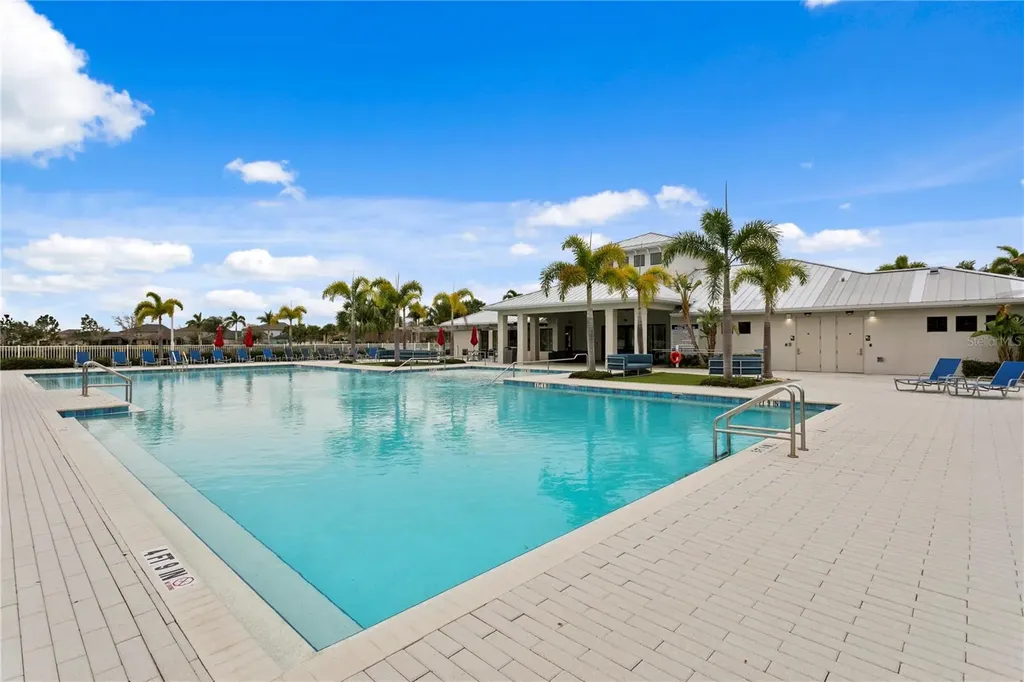 7109 Paradise Island Court Sun City Center FL 33573
