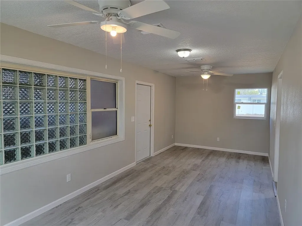 525 W Maxwell Street Lakeland FL 33803
