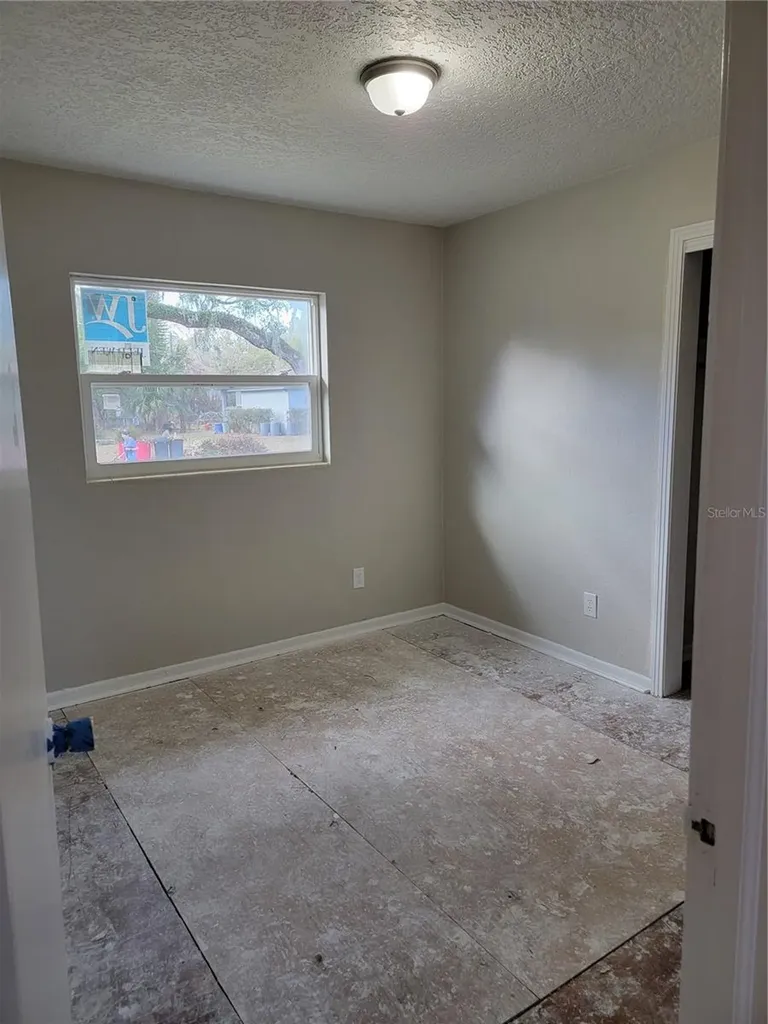 525 W Maxwell Street Lakeland FL 33803