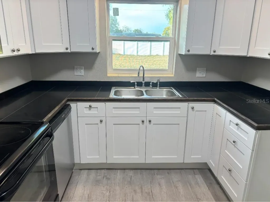 525 W Maxwell Street Lakeland FL 33803