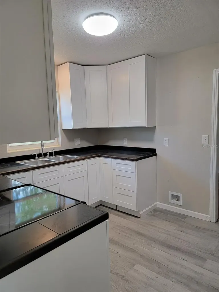 525 W Maxwell Street Lakeland FL 33803