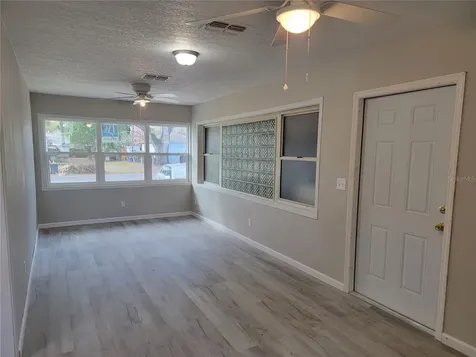 525 W Maxwell Street Lakeland FL 33803