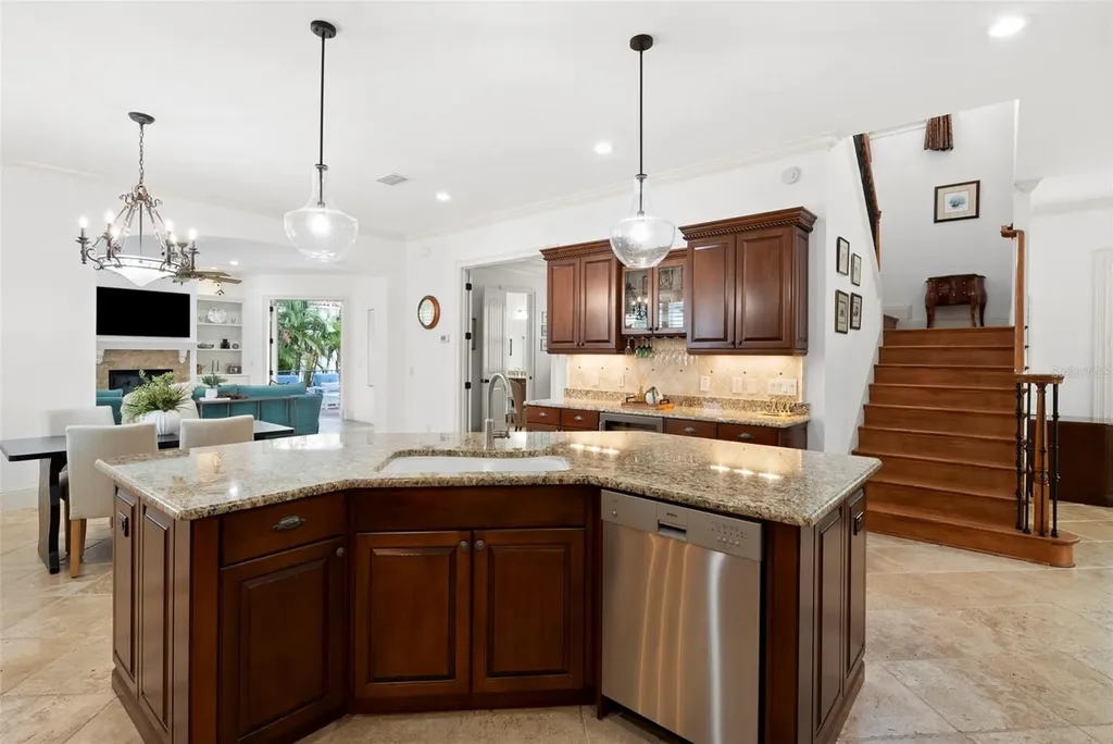 108 Bermuda Avenue Tampa FL 33606