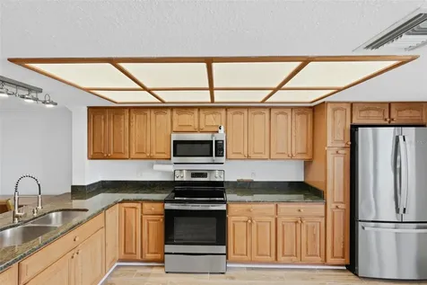 128 1st Street E. Tierra Verde FL 33715