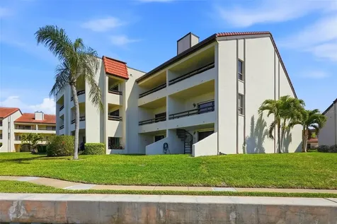 128 1st Street E. Tierra Verde FL 33715