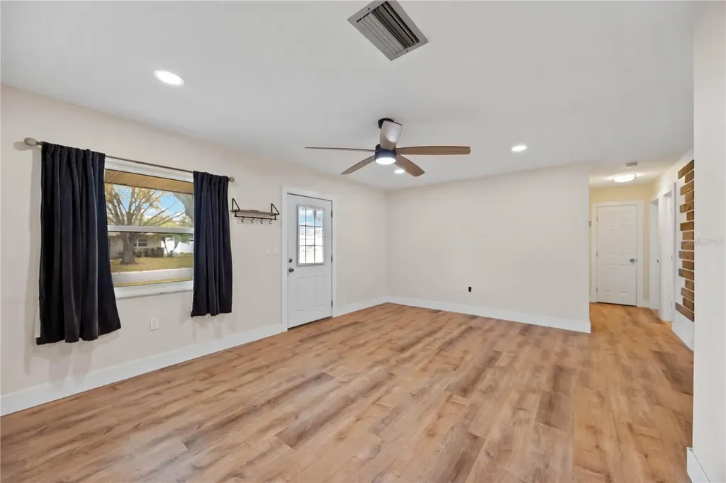 4112 36th Street W Bradenton FL 34205