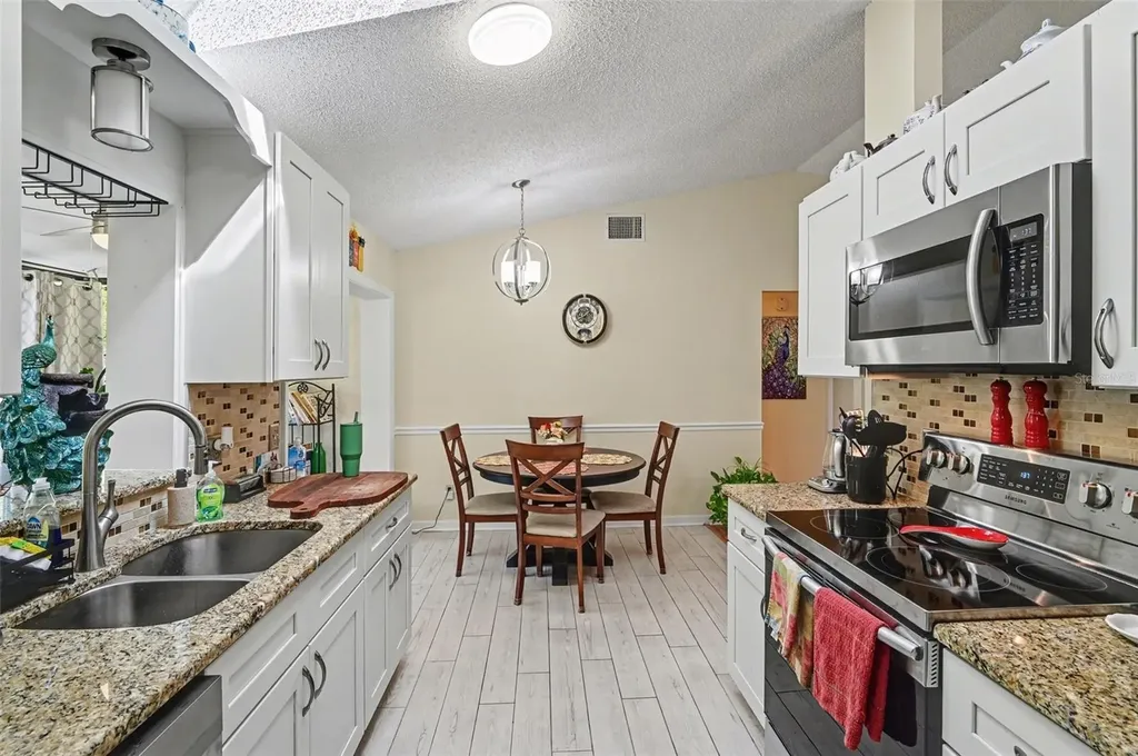 12435 Orangewood Circle Tavares FL 32778