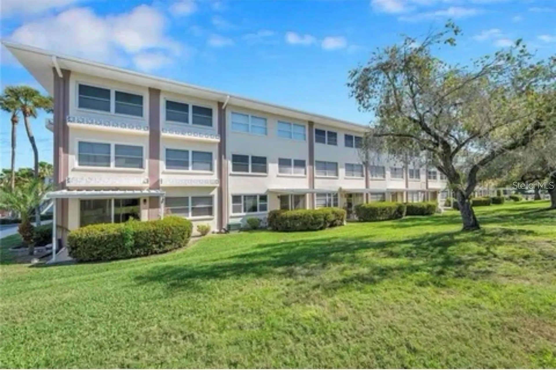 1235 S Highland Avenue Clearwater FL 33756