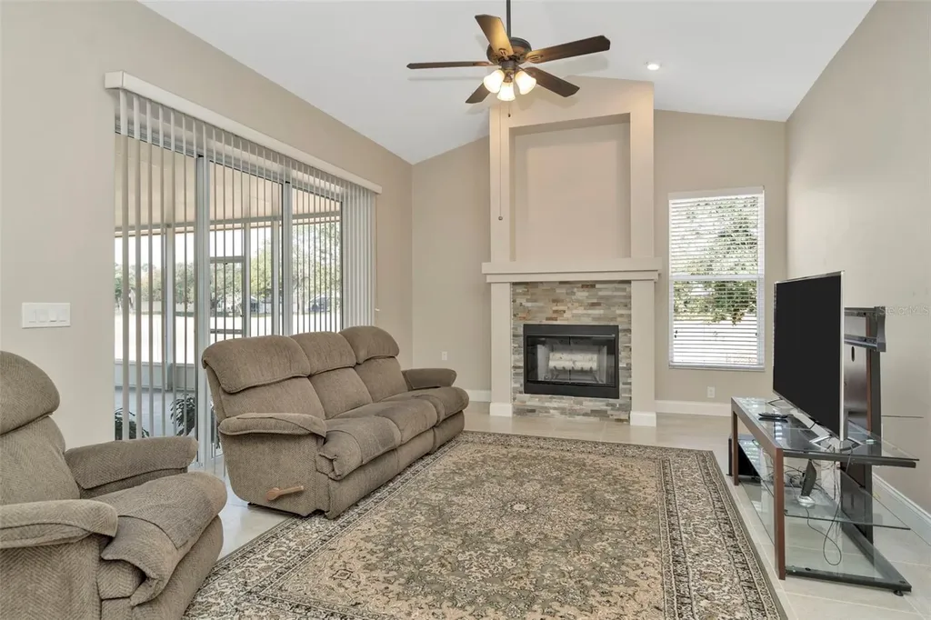 18810 Forest Glen Court Tampa FL 33647