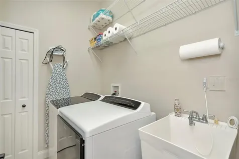 18810 Forest Glen Court Tampa FL 33647